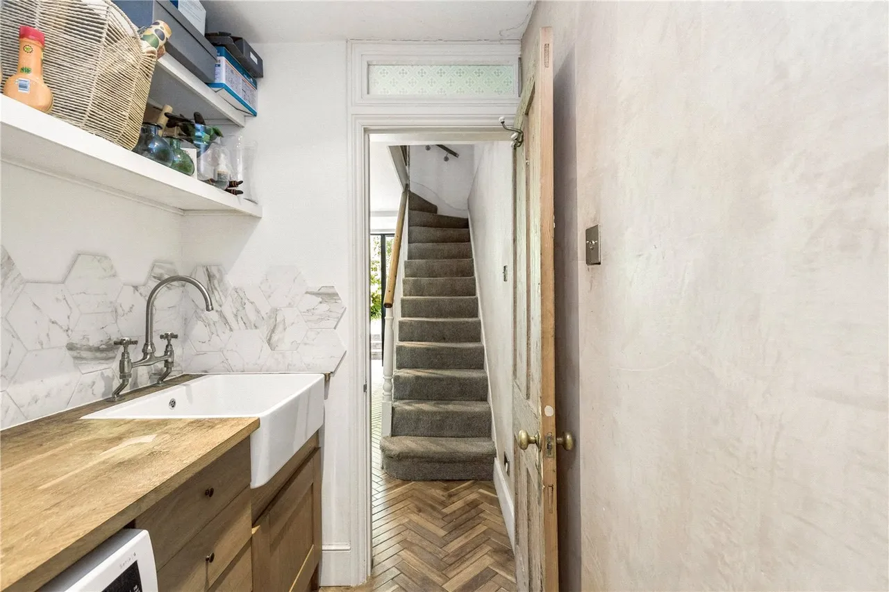 Nevill Road, London, N16, photo 11