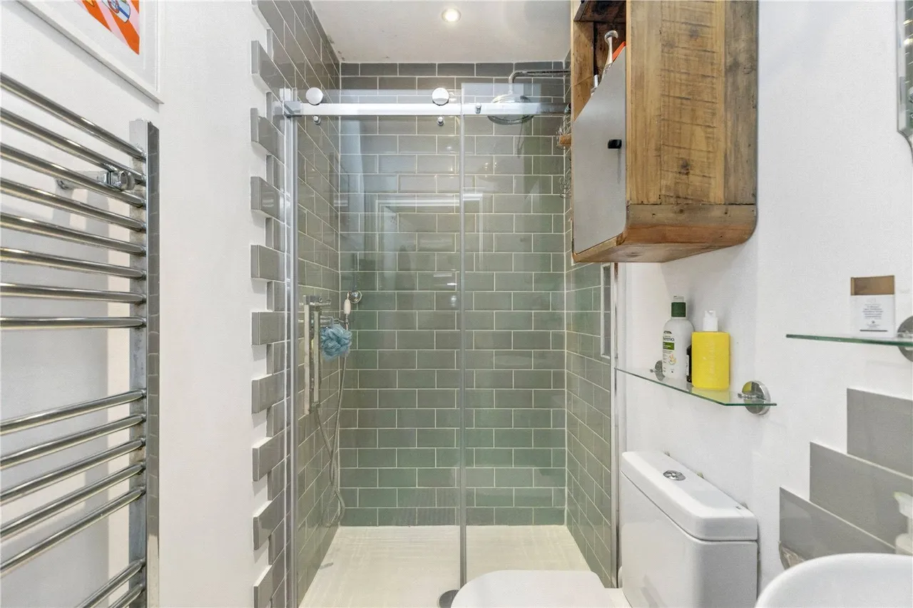 Nevill Road, London, N16, photo 15