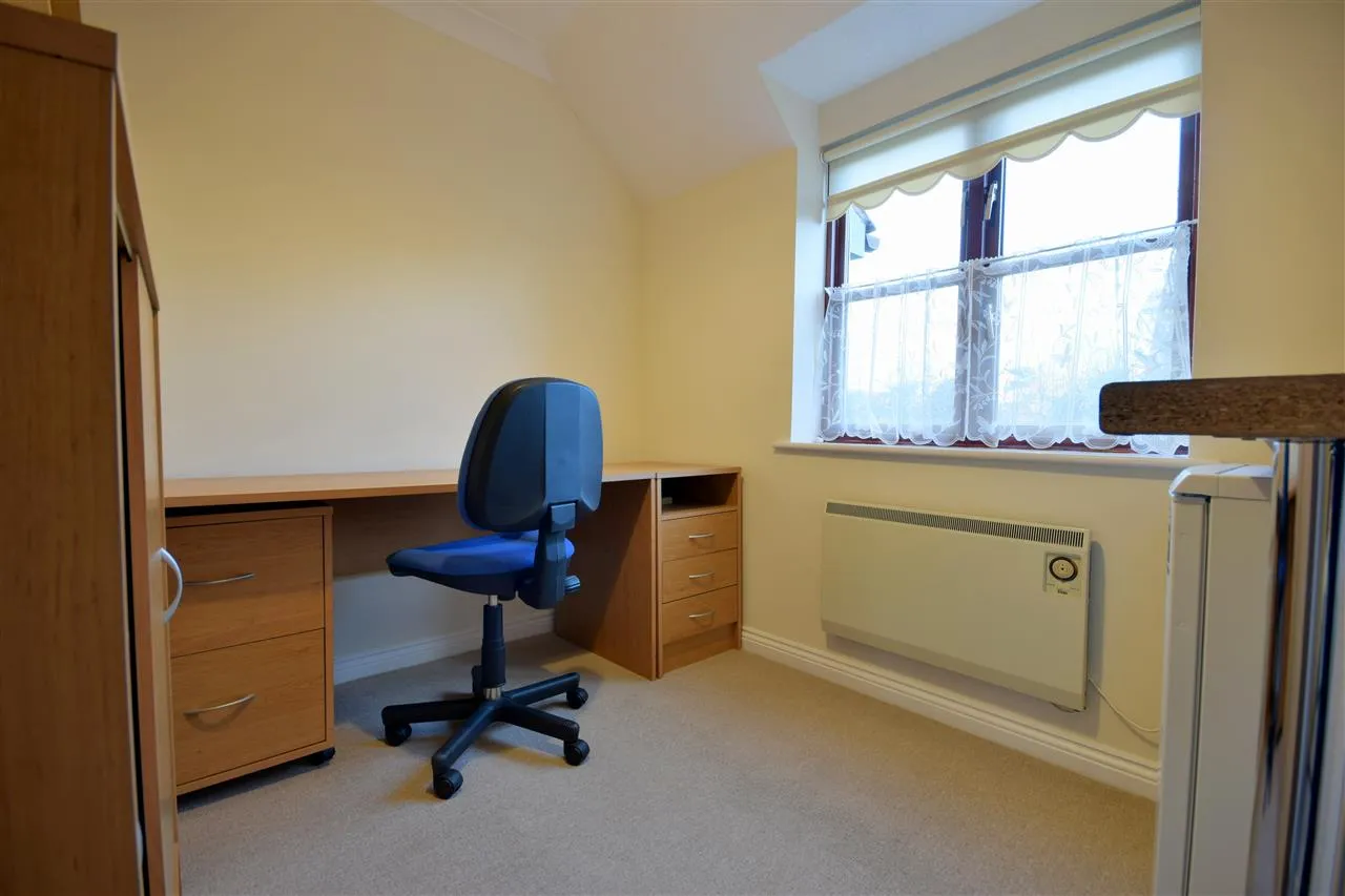 Roberts Court Baddow Road, Great Baddow Chelmsford, CM2, photo 5