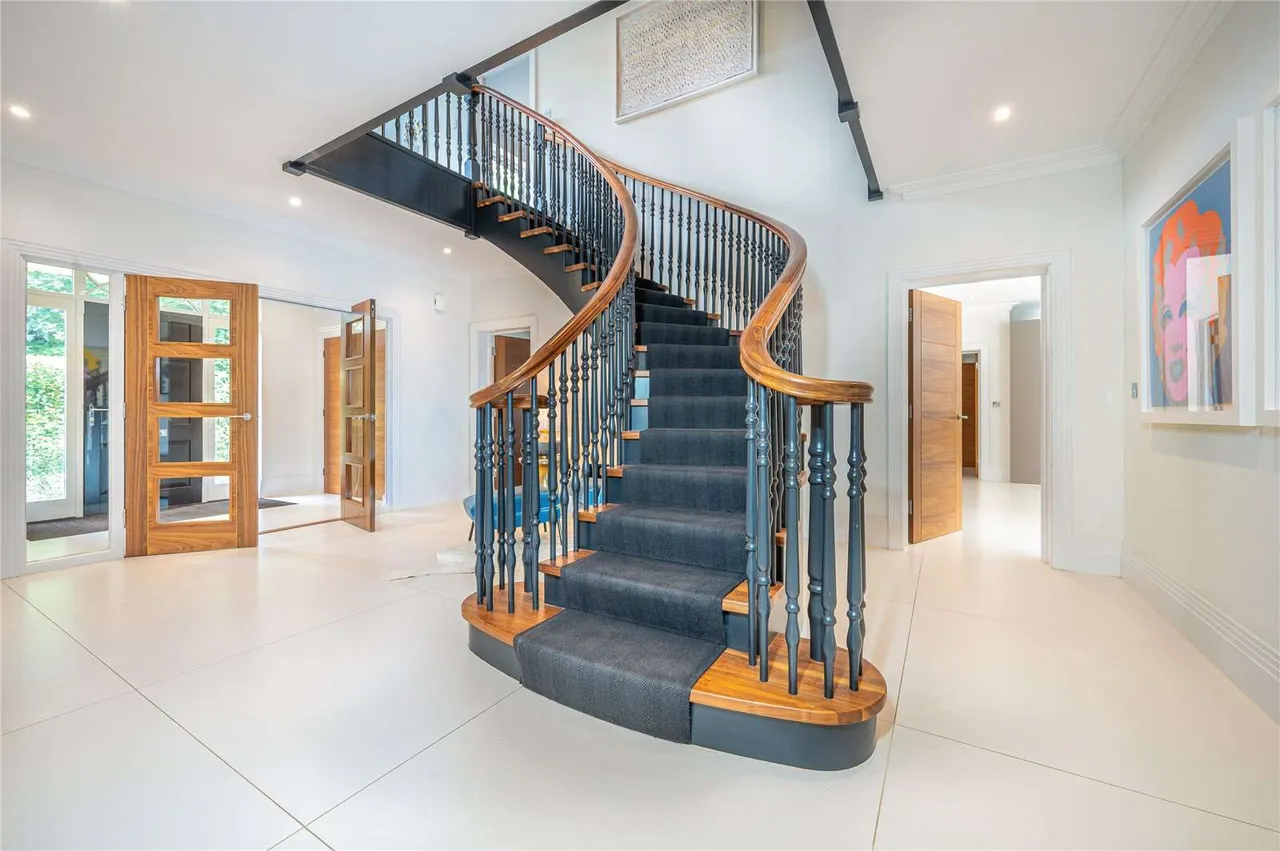 Normanstead, Henley-on-Thames, RG9, photo 3
