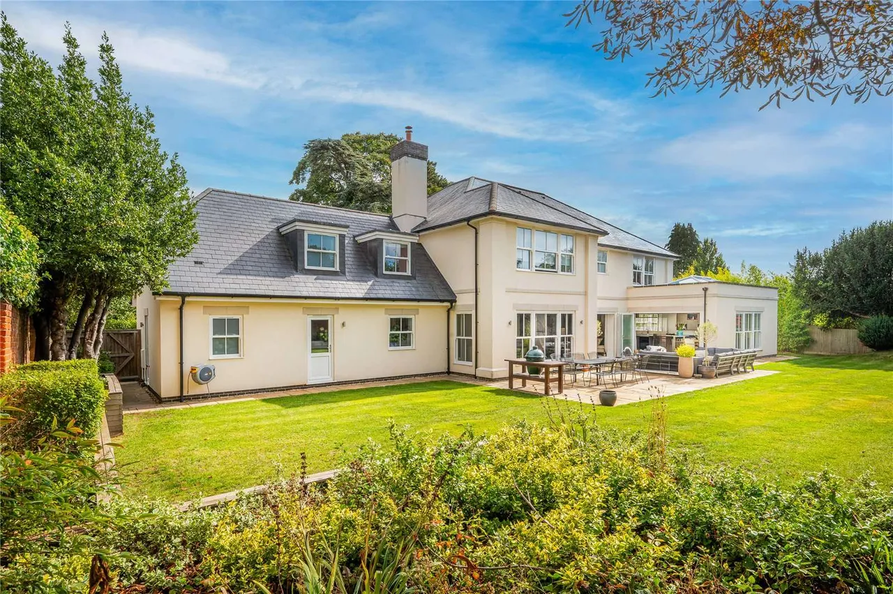 Normanstead, Henley-on-Thames, RG9, photo 2