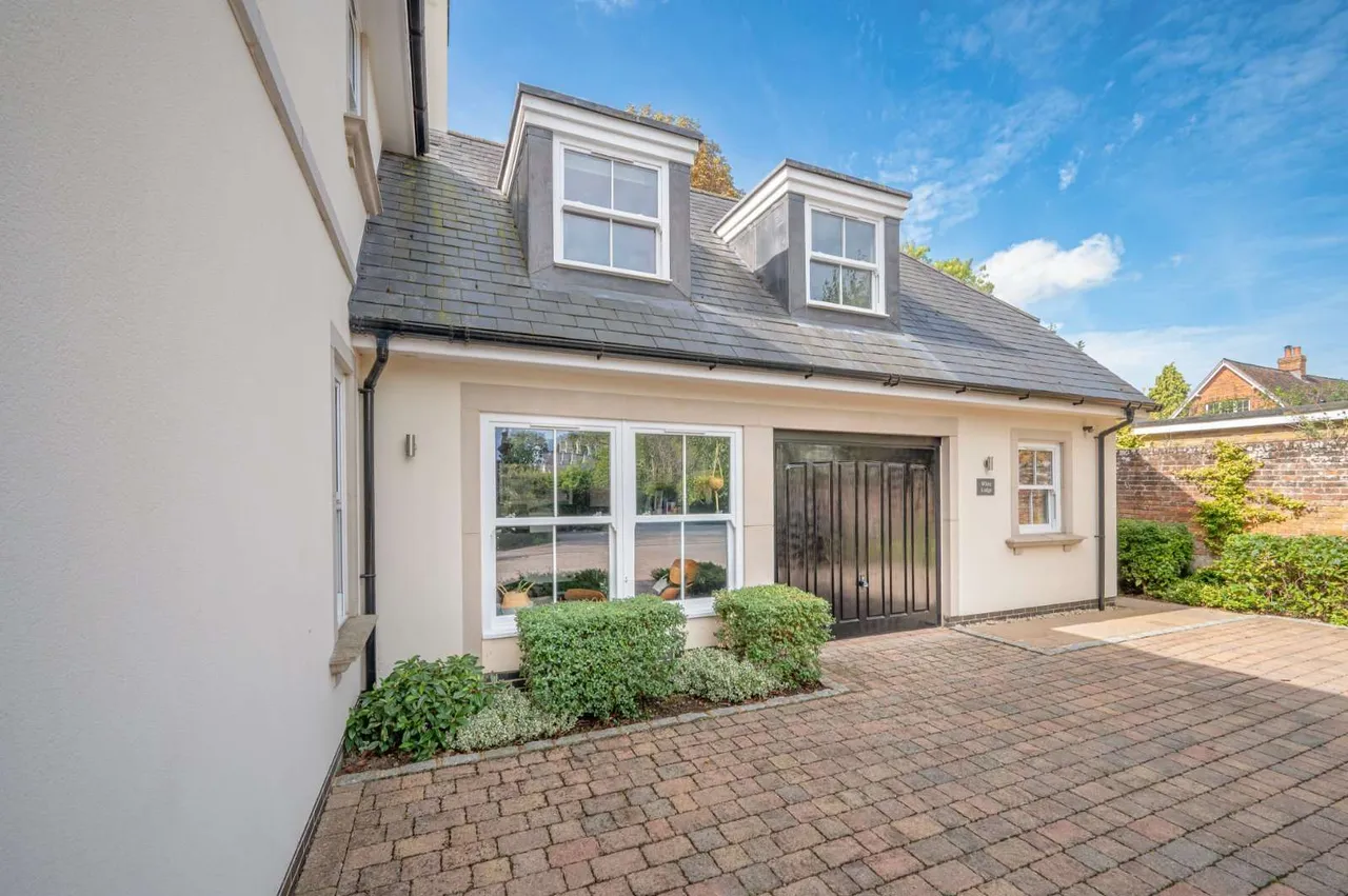 Normanstead, Henley-on-Thames, RG9, photo 28