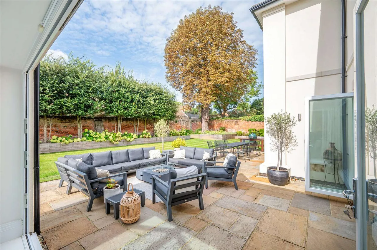Normanstead, Henley-on-Thames, RG9, photo 11