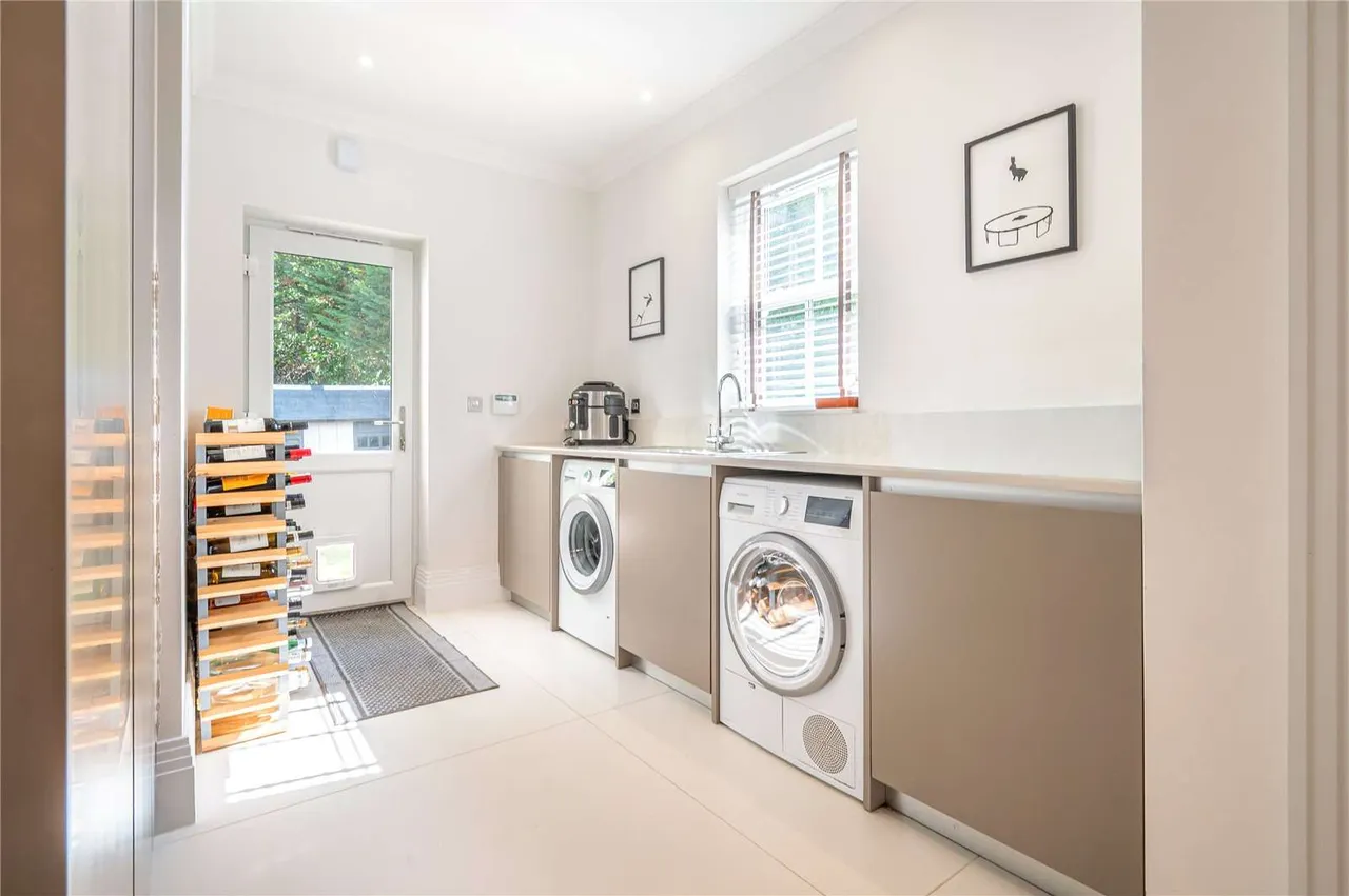 Normanstead, Henley-on-Thames, RG9, photo 14