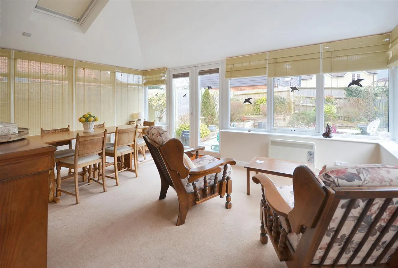 Prideaux Drive, Motcombe, photo 4