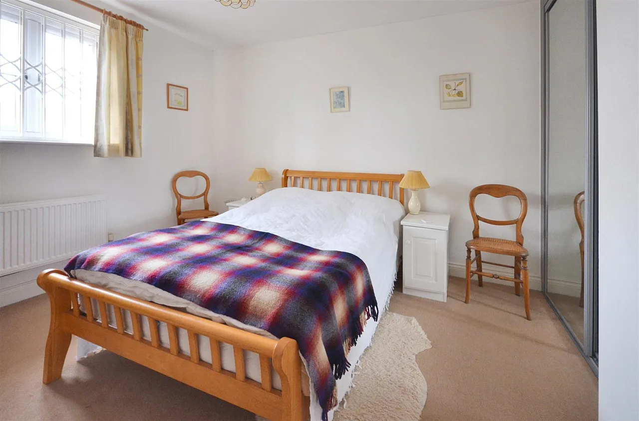 Prideaux Drive, Motcombe, photo 5