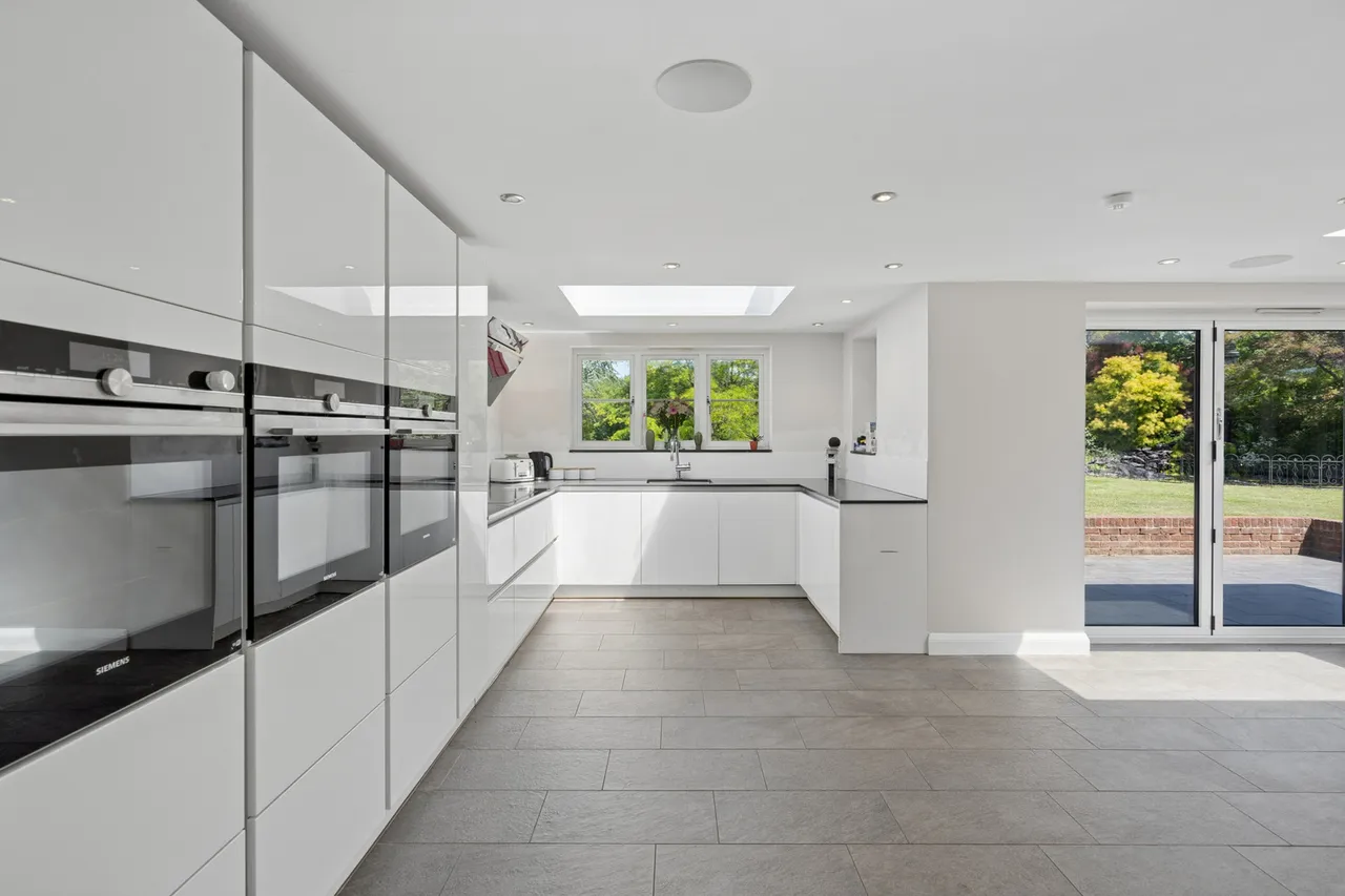Marlow Rd, Cadmore End, HP14, photo 10