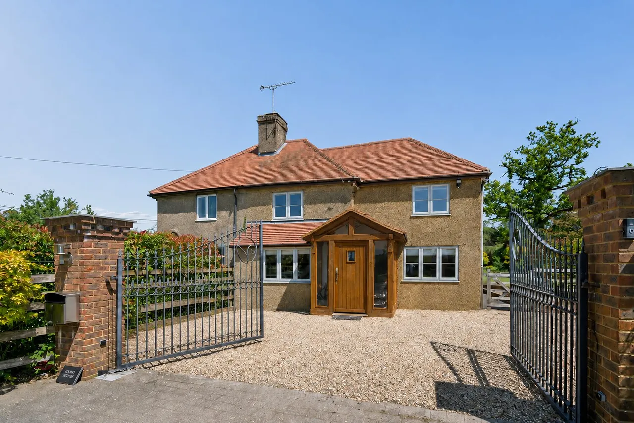Marlow Rd, Cadmore End, HP14, photo 2