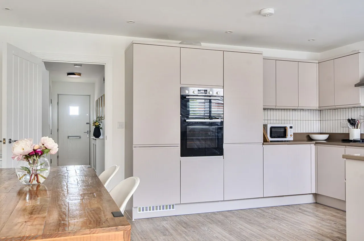 Heron Close, Chichester, PO20, photo 6