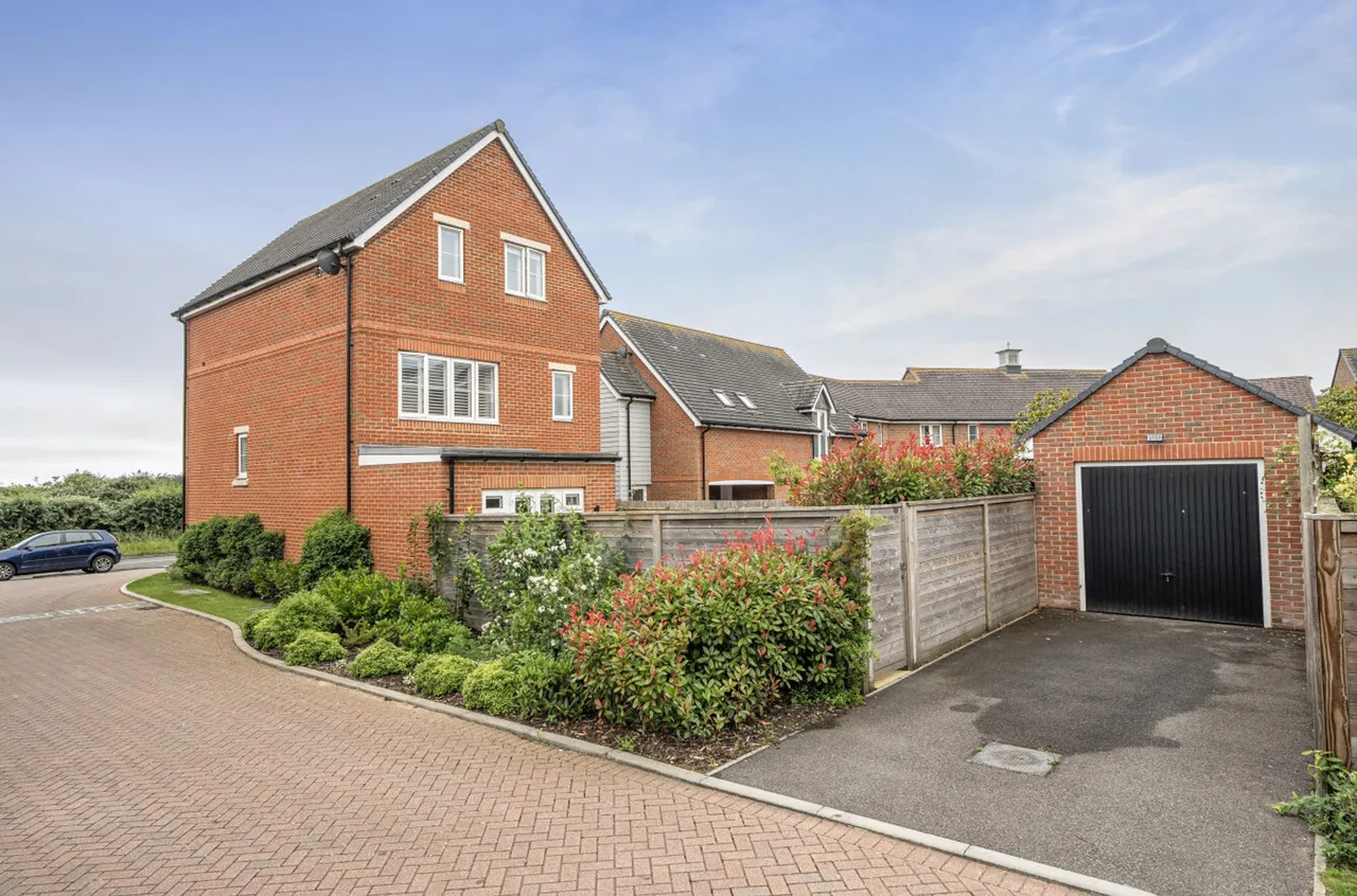 Heron Close, Chichester, PO20, photo 10