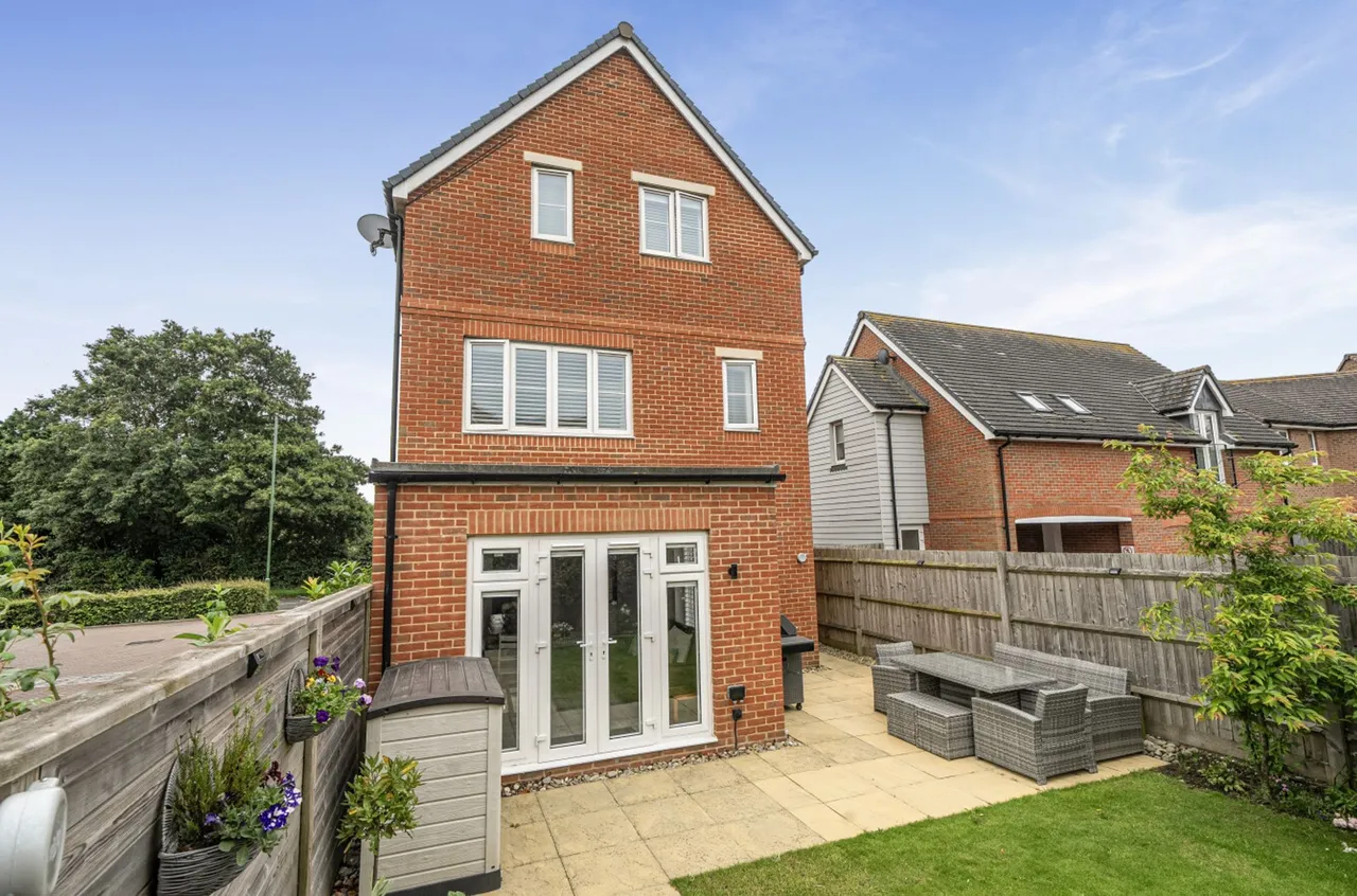 Heron Close, Chichester, PO20, photo 8