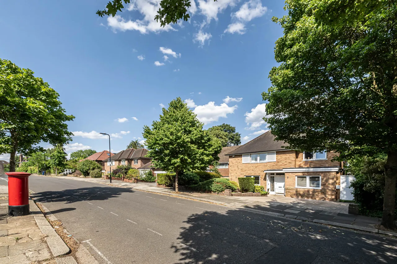 The Ridings, Ealing, W5, photo 23
