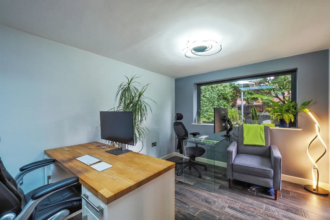 Hawton Crescent, Wollaton, Nottingham, NG8, photo 10