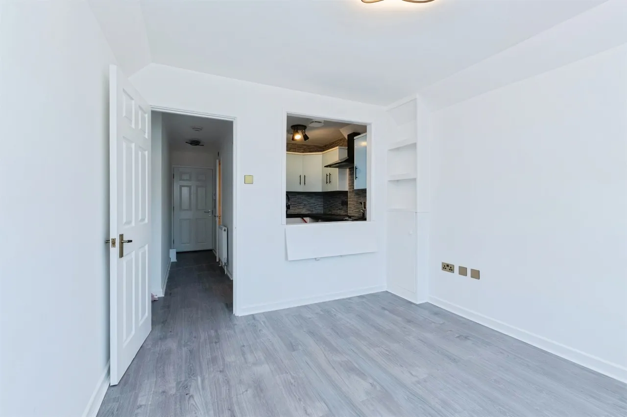 Crescent Road, Bournemouth, BH2, photo 8