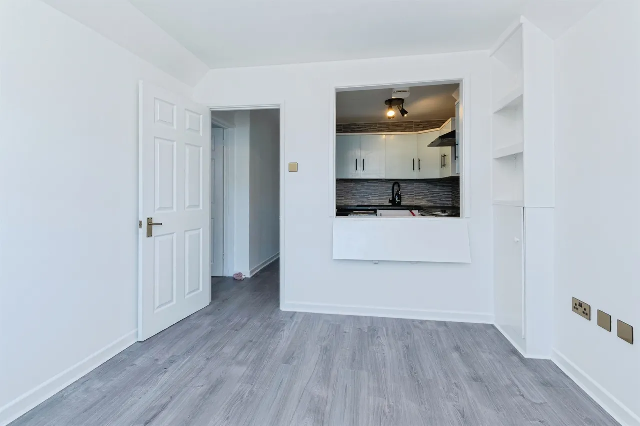 Crescent Road, Bournemouth, BH2, photo 9