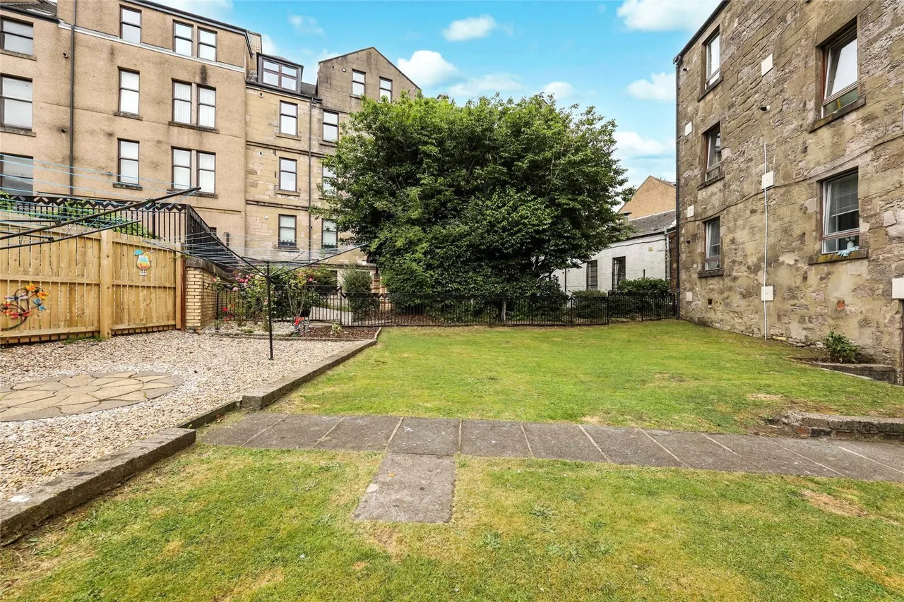 Newton Street, Greenock, Inverclyde, PA16, photo 12