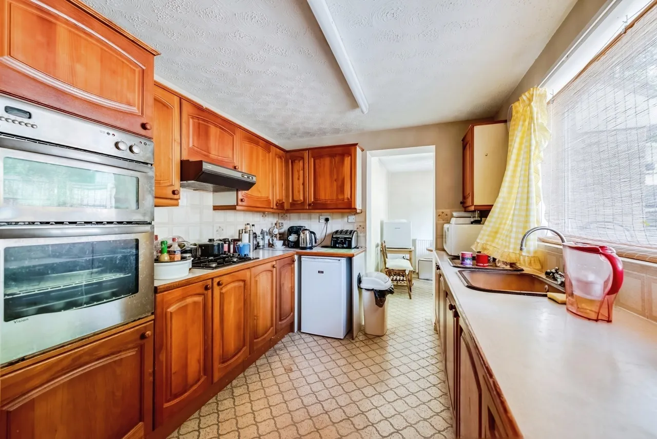 Caraway Drive, Swindon, SN2, photo 4