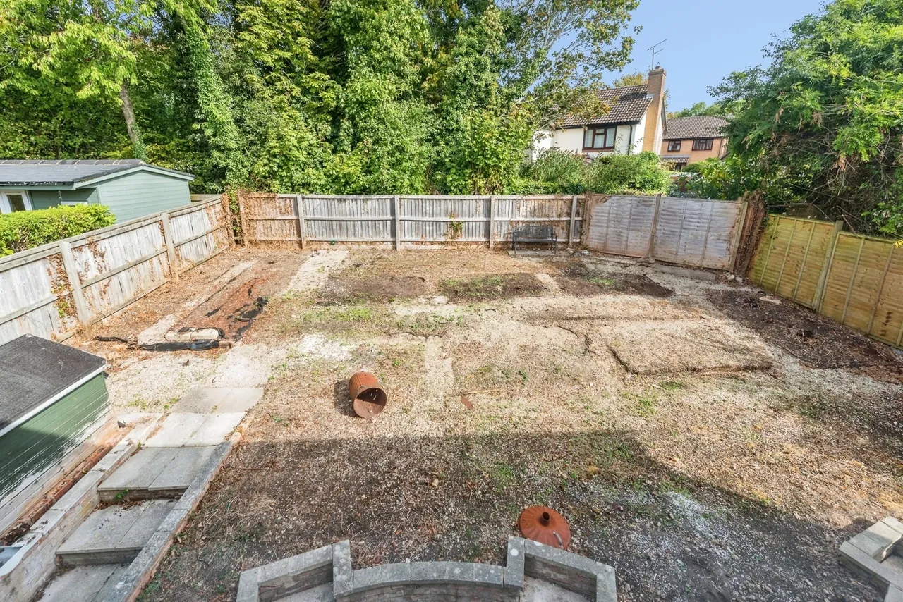 Caraway Drive, Swindon, SN2, photo 11