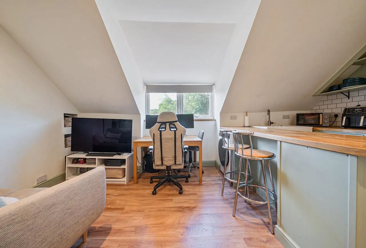 Bath Road, Somerset, Arnos Vale, BS4 3EZ, photo 8