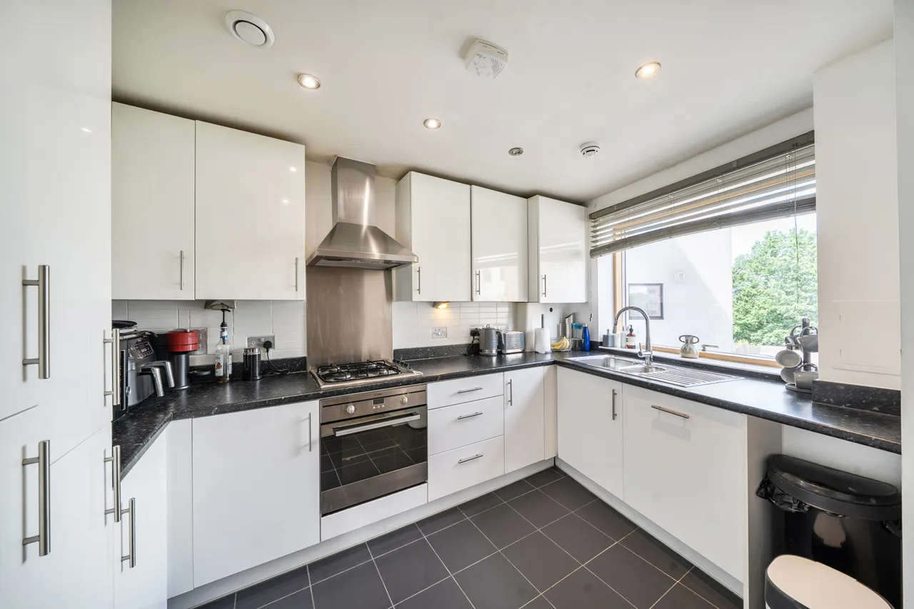 Apple Grove, Harrow, HA2, photo 4