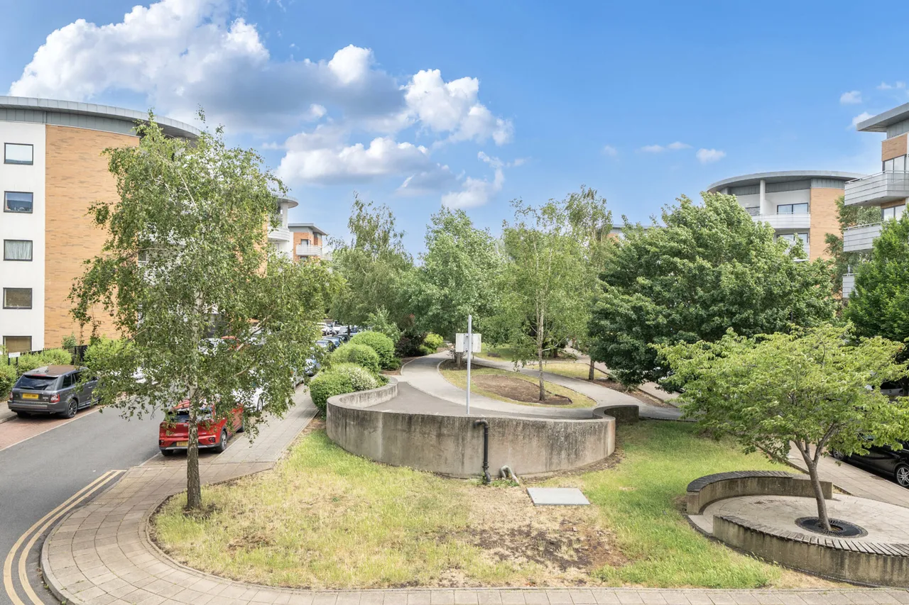 Apple Grove, Harrow, HA2, photo 20