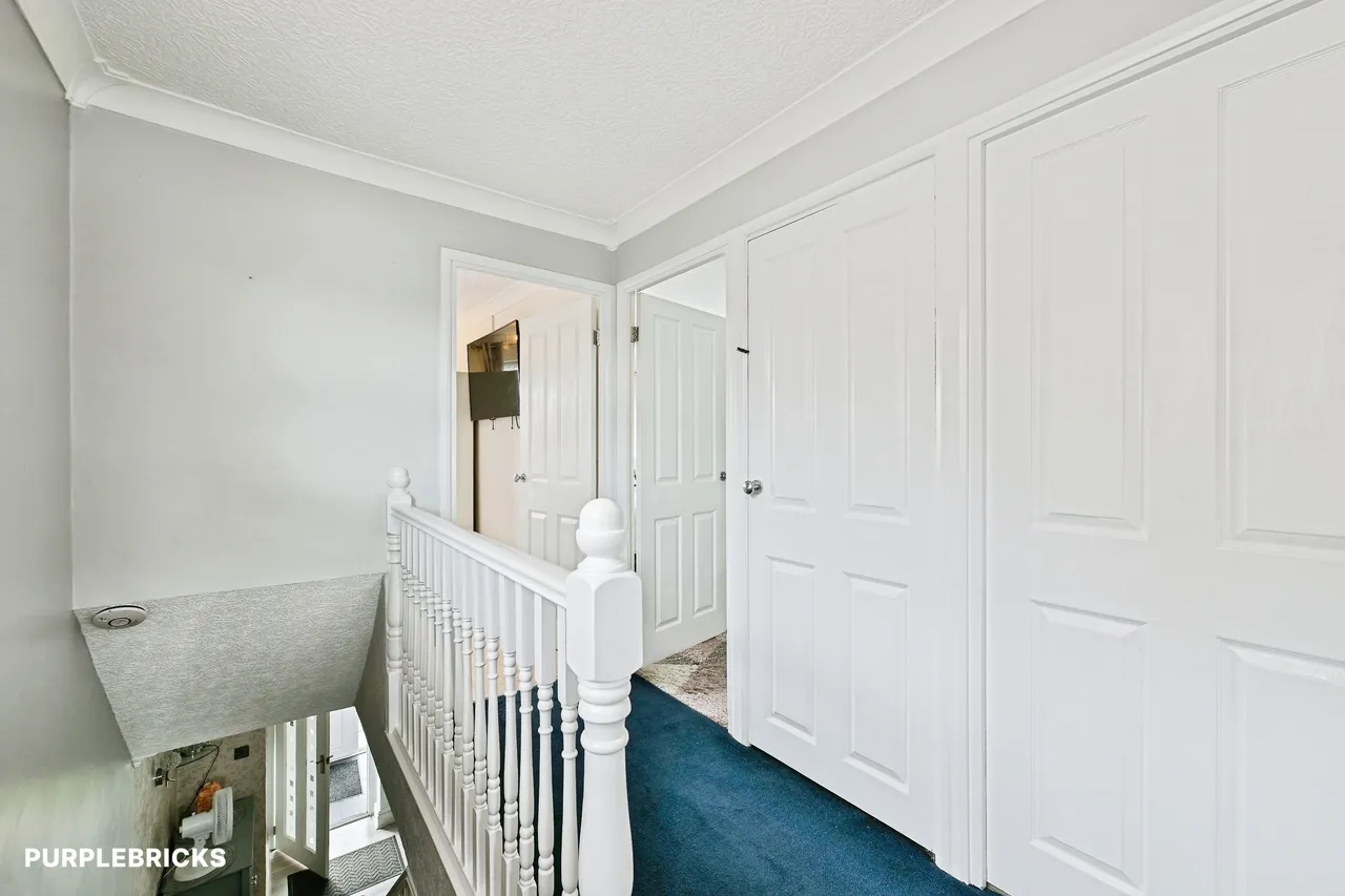 Manly Close, Nottingham, NG5, photo 15
