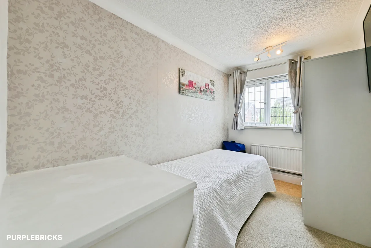Manly Close, Nottingham, NG5, photo 19