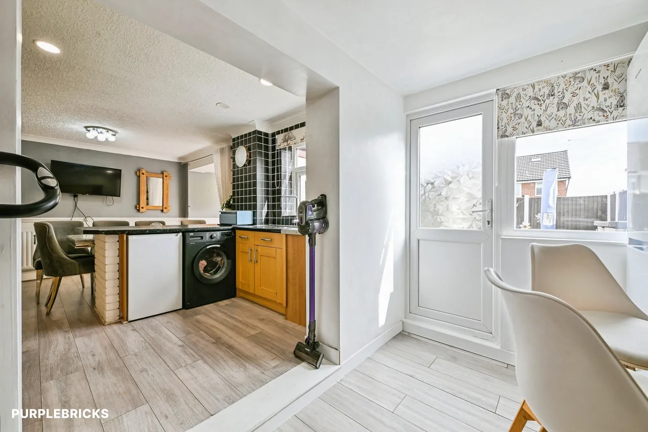 Manly Close, Nottingham, NG5, photo 9