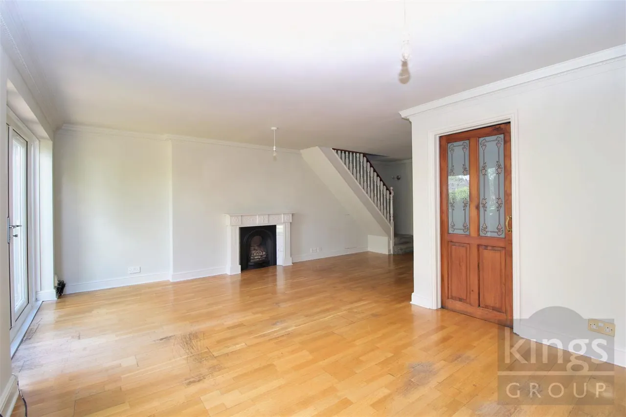 Oxford Close, Cheshunt, photo 4