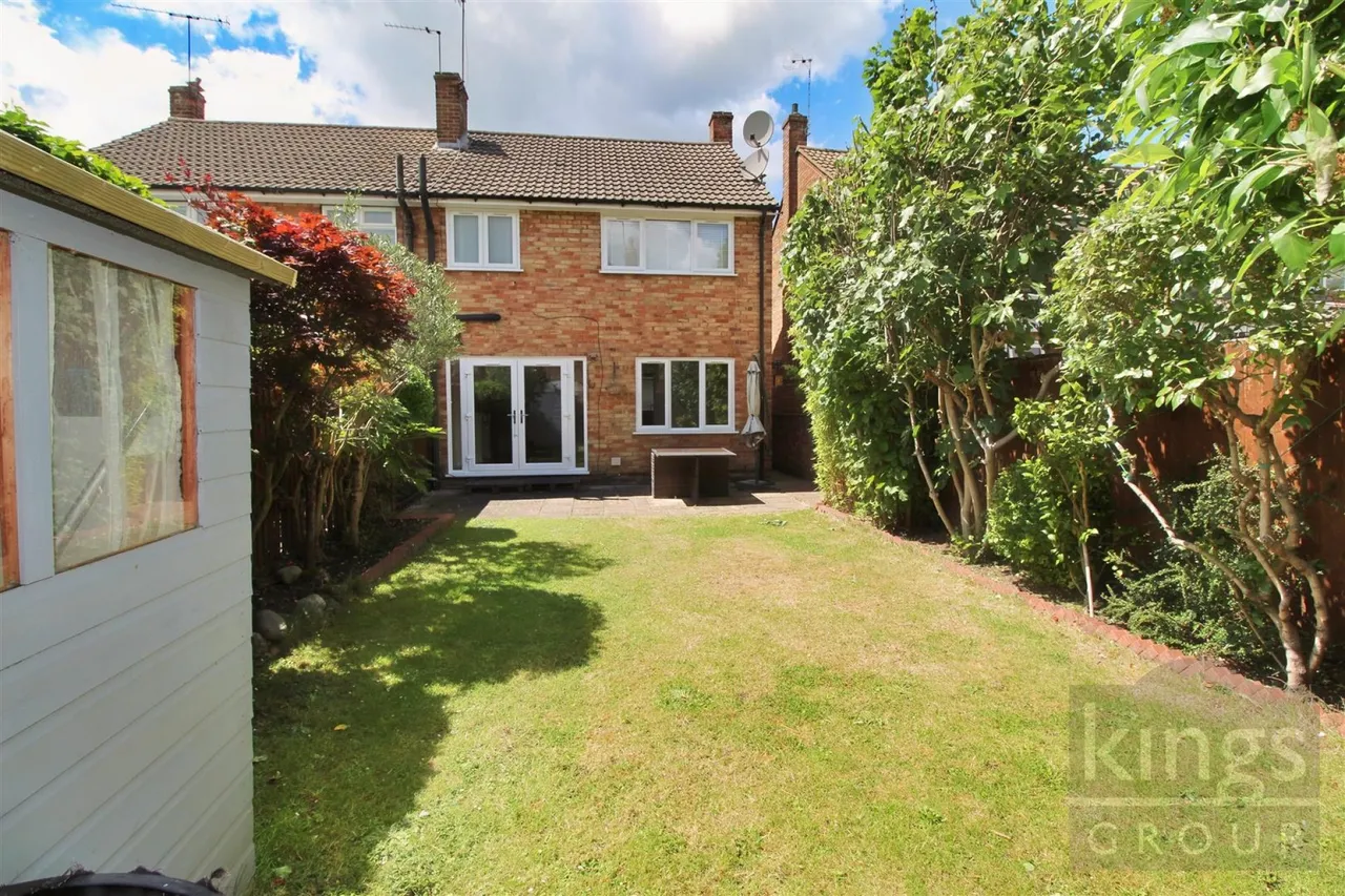 Oxford Close, Cheshunt, photo 13