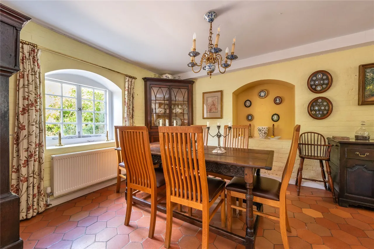 Pixham Lane, Pixham, RH4, photo 5