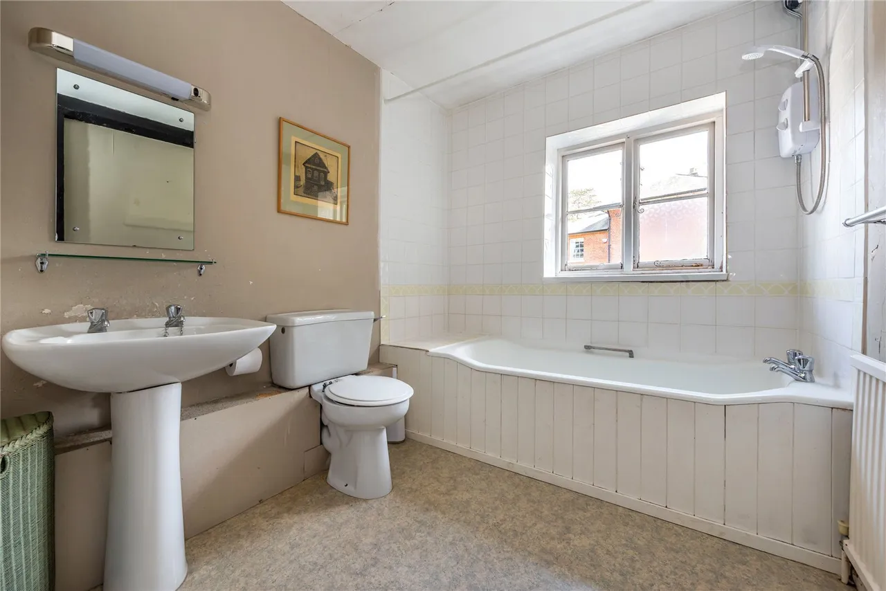 Pixham Lane, Pixham, RH4, photo 16