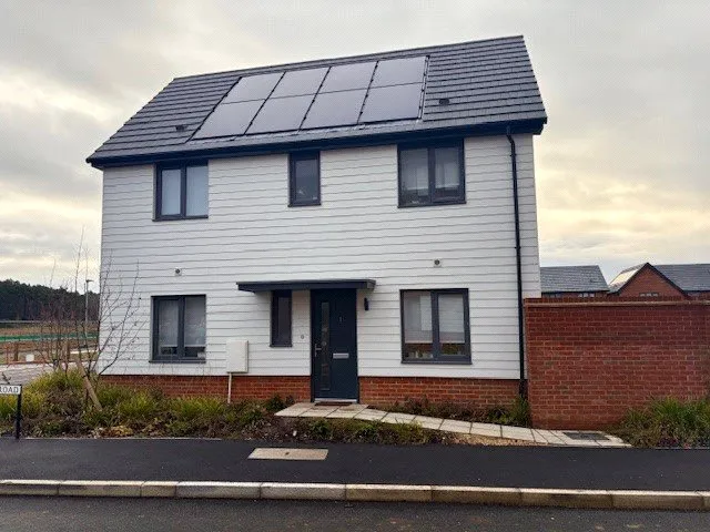 3 bed house to rent, Wilks Road, Crowthorne, RG45