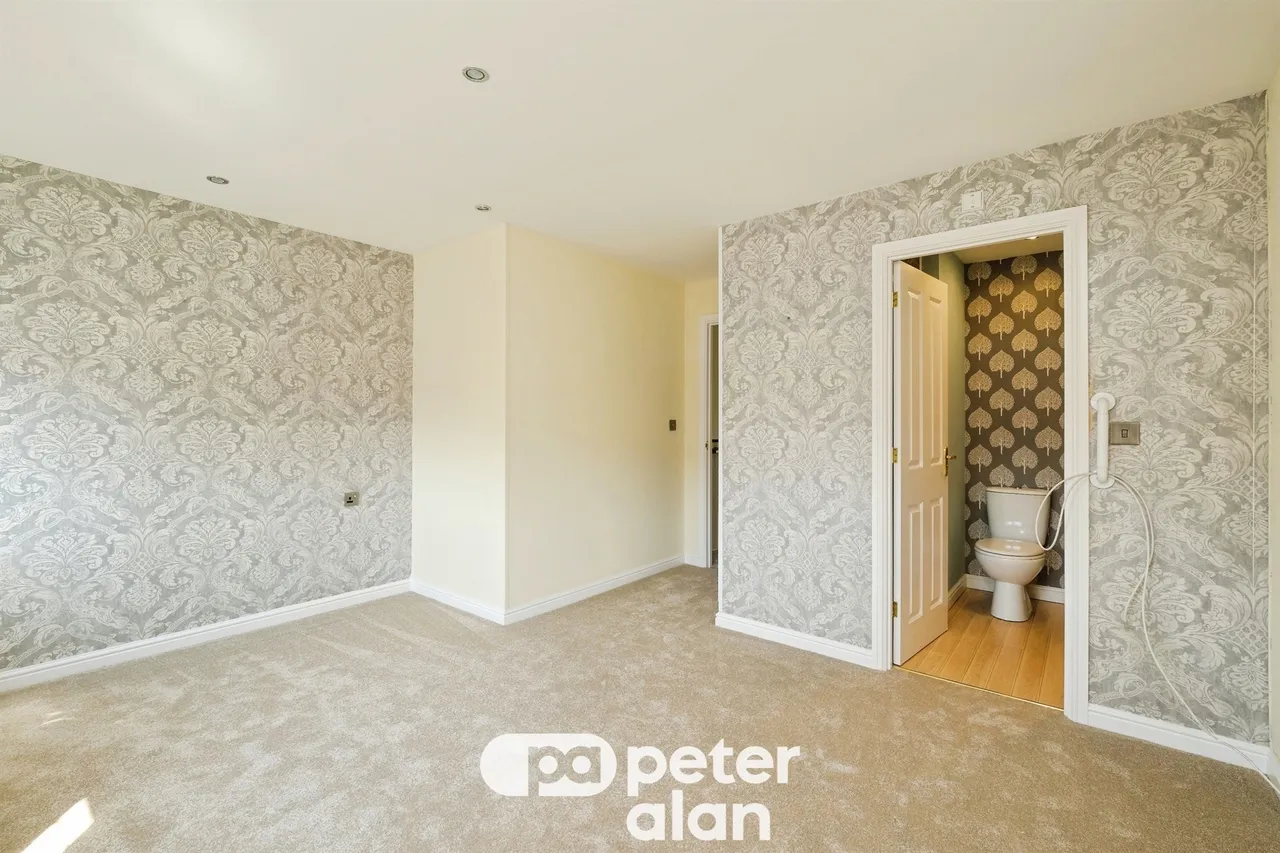 Cornpoppy Avenue, Monmouth, NP25, photo 6