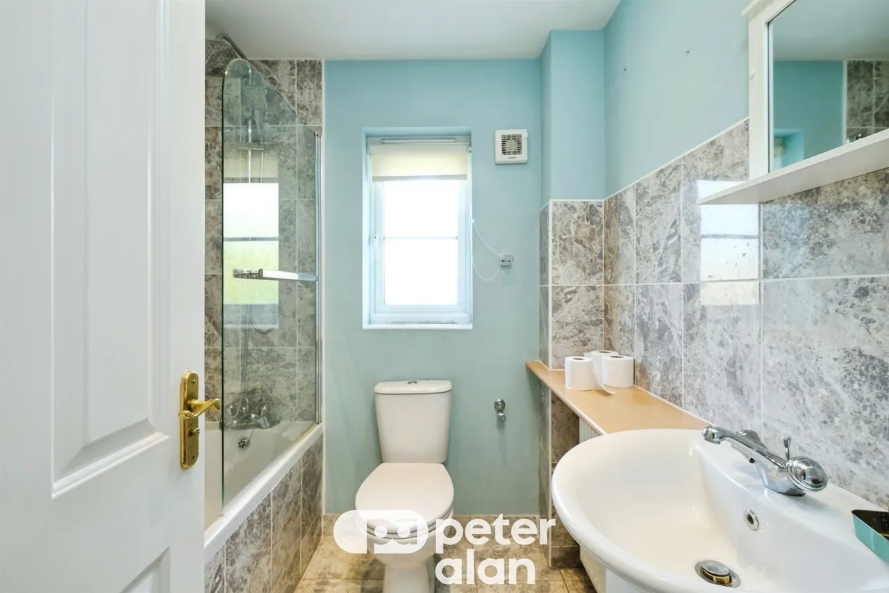 Cornpoppy Avenue, Monmouth, NP25, photo 11