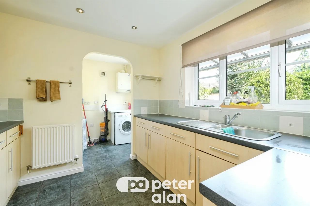Cornpoppy Avenue, Monmouth, NP25, photo 16