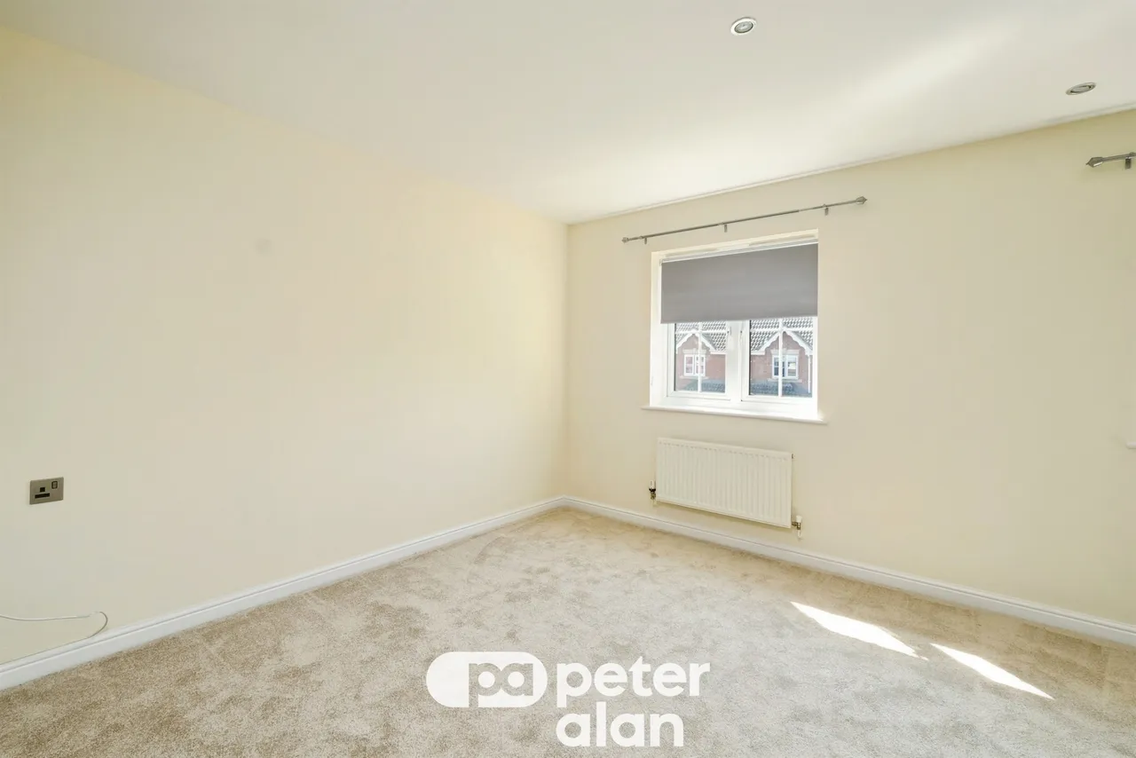 Cornpoppy Avenue, Monmouth, NP25, photo 9