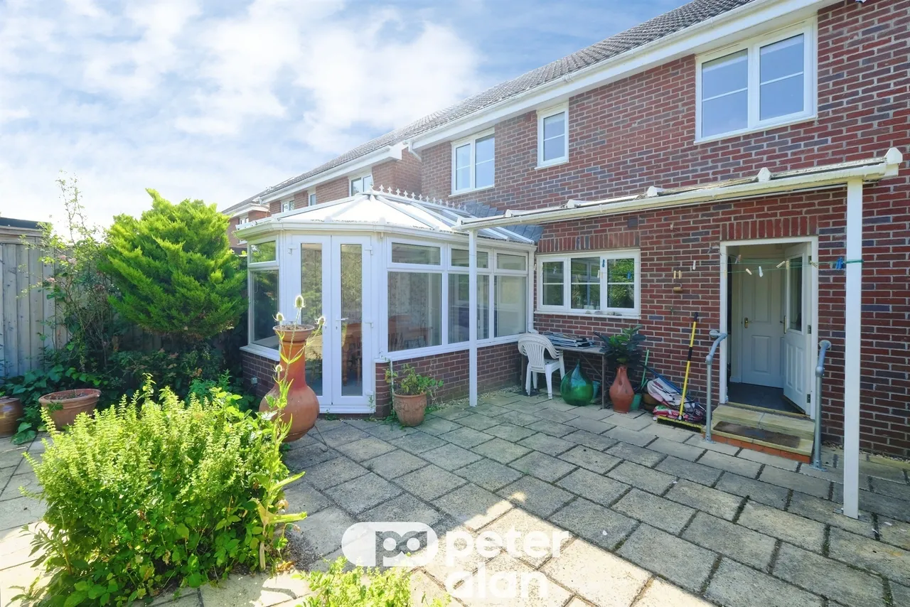 Cornpoppy Avenue, Monmouth, NP25, photo 19