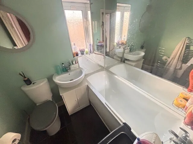 Methuen Avenue, Mansfield NG18, photo 7