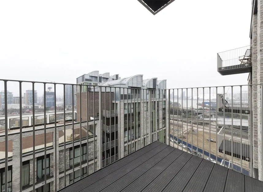 Emily Street, Canning Town, E16, photo 5