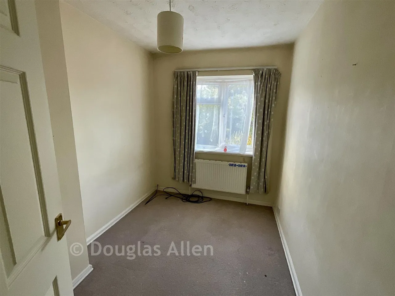 Marjorams Avenue, Loughton, IG10, photo 11