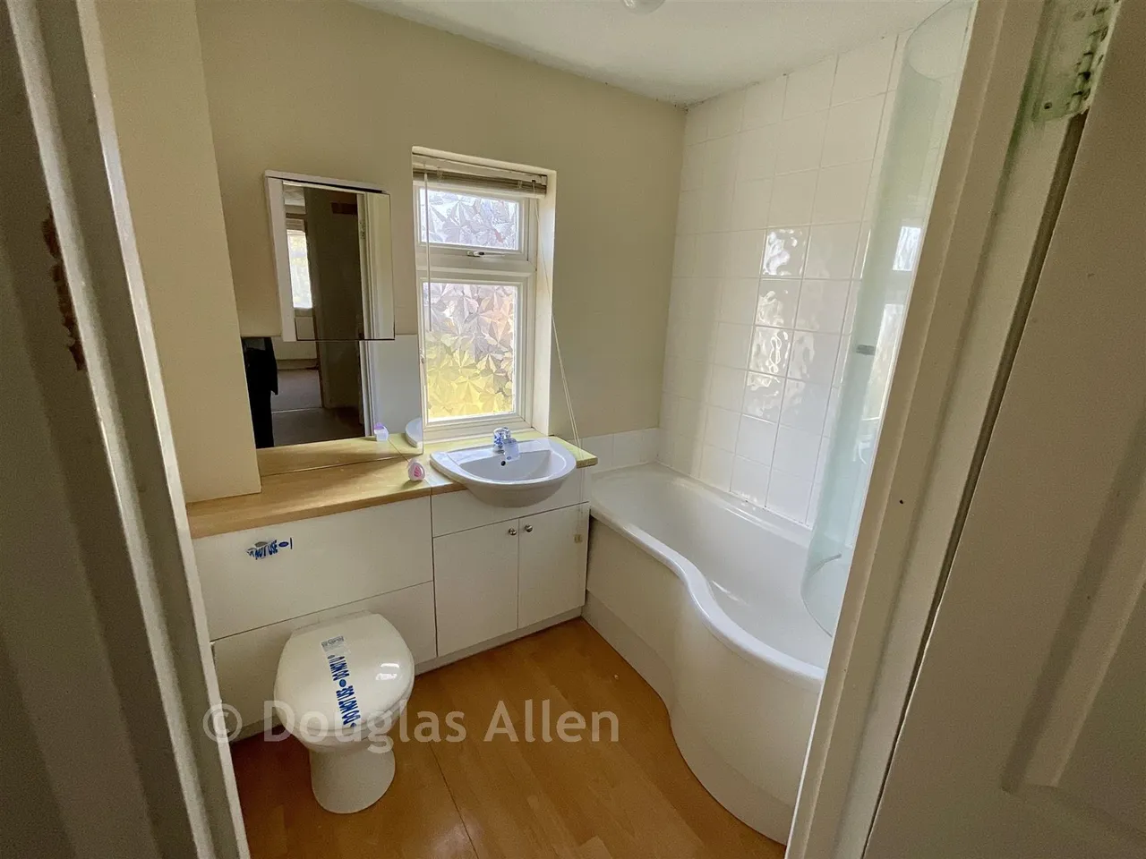 Marjorams Avenue, Loughton, IG10, photo 13