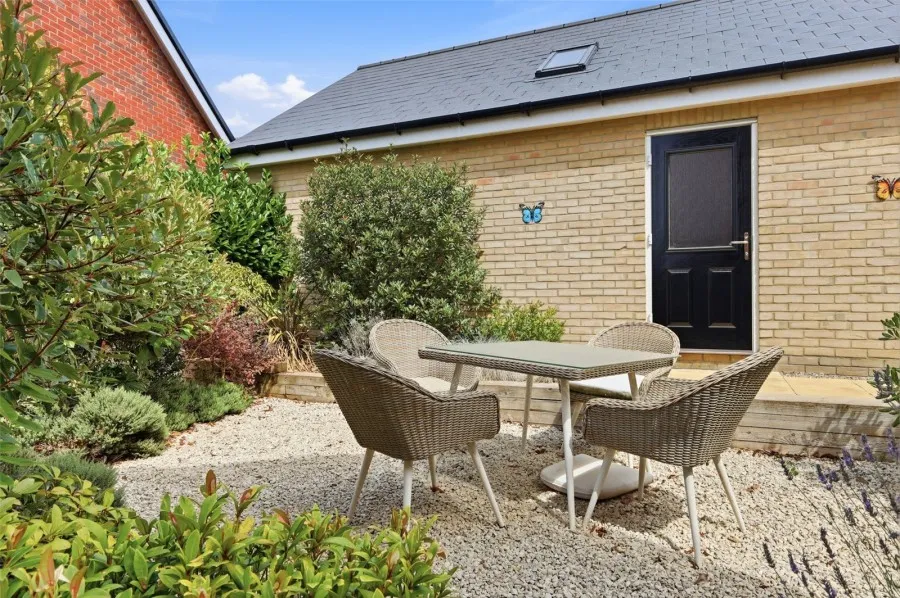 with 4 bedrooms in Saffron Walden, CB11, photo 26