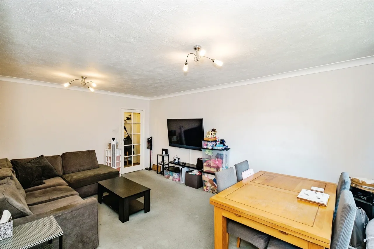 Lamorna Grove, Worthing, BN14, photo 4