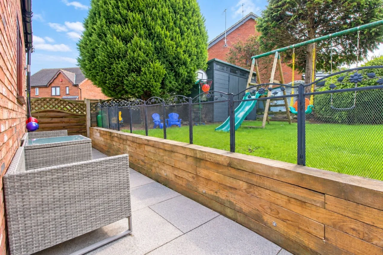 Valerian Way, Meir Park, ST3, photo 12