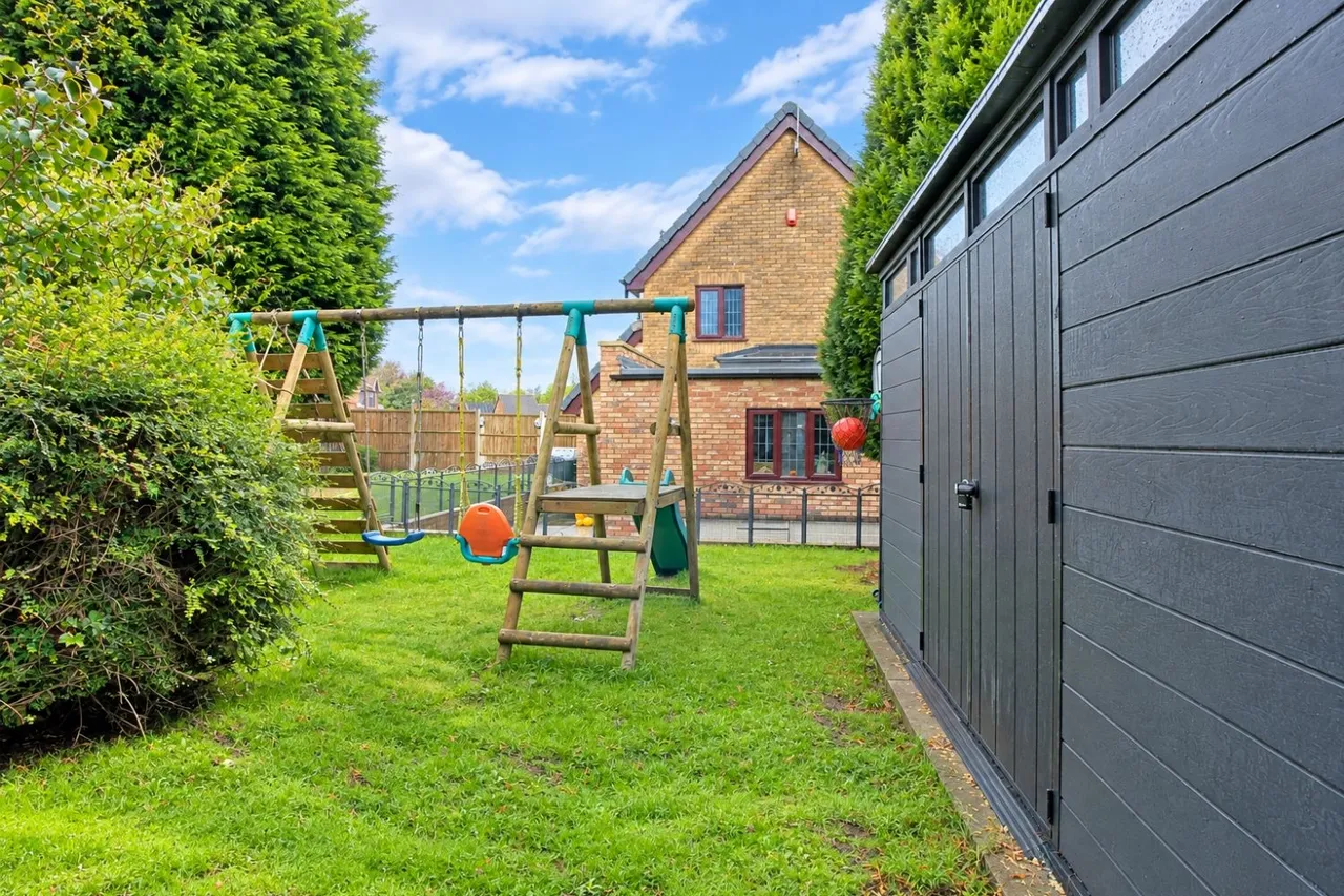 Valerian Way, Meir Park, ST3, photo 13