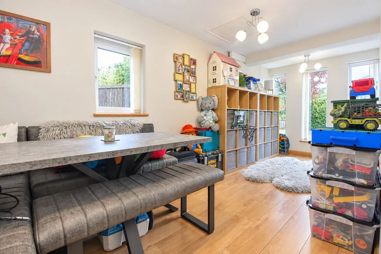 Valerian Way, Meir Park, ST3, photo 8