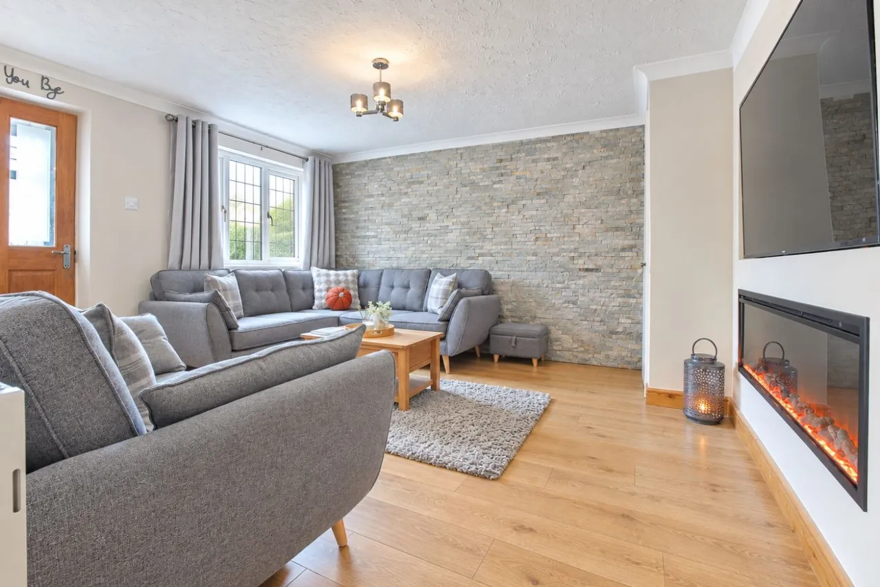 Valerian Way, Meir Park, ST3, photo 4