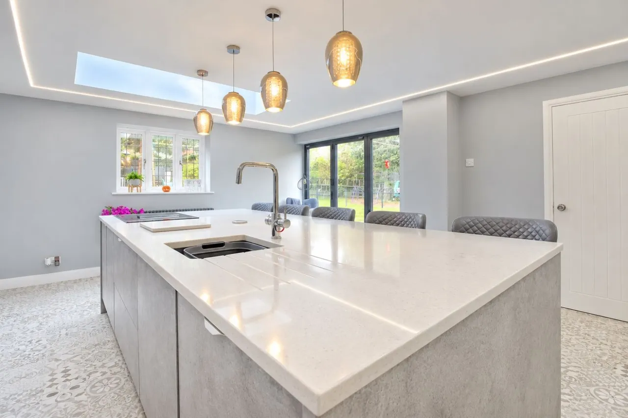 Valerian Way, Meir Park, ST3, photo 5