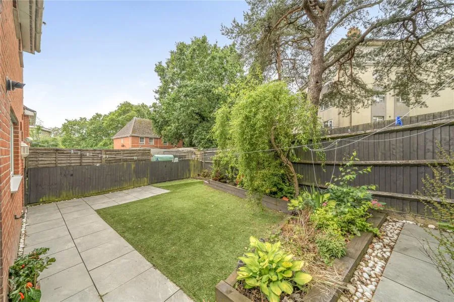 Tatwin Crescent, Southampton, SO19, photo 11